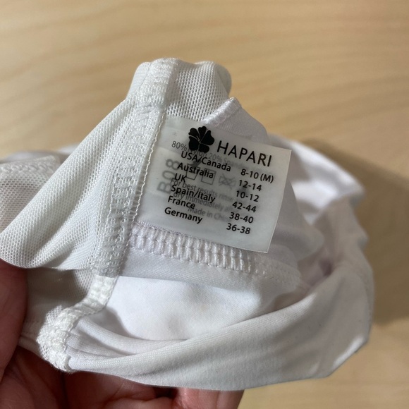 Hapari Paradise Bralette Bikini size Medium (8-10) (AE) - Picture 9 of 9